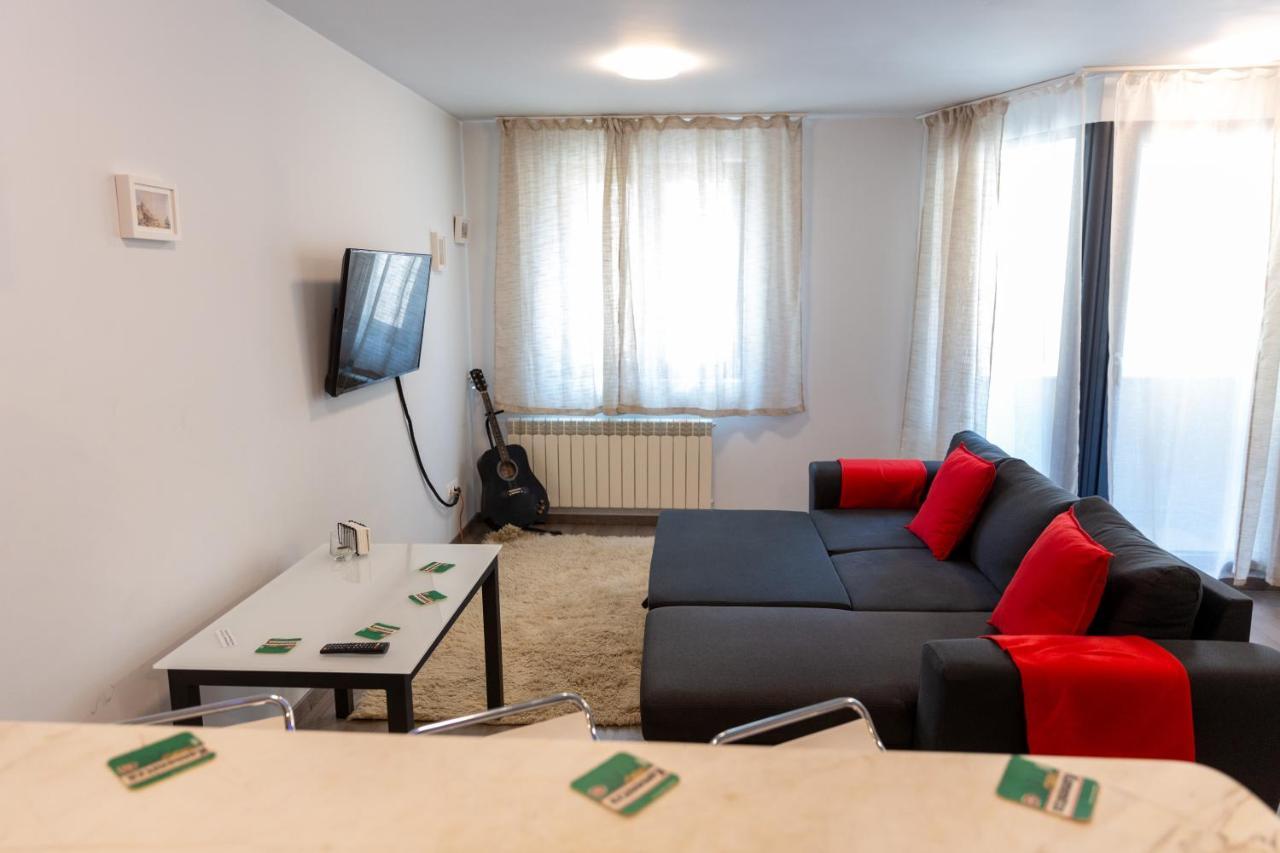 Fancy Big In The Heart Of * Sofia